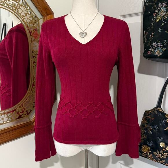 American Vintage Sweaters - VTG Y2K Giorgio Fiorlini Dark Red Long Bell Sleeve Braided Ribbed Sweater Top S